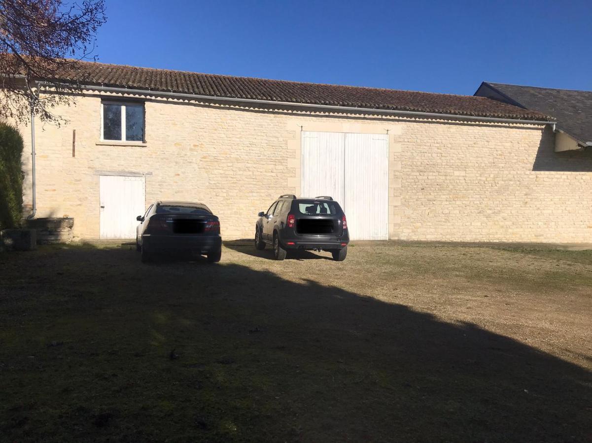 La Maladrie Bed & Breakfast Vouzailles Luaran gambar